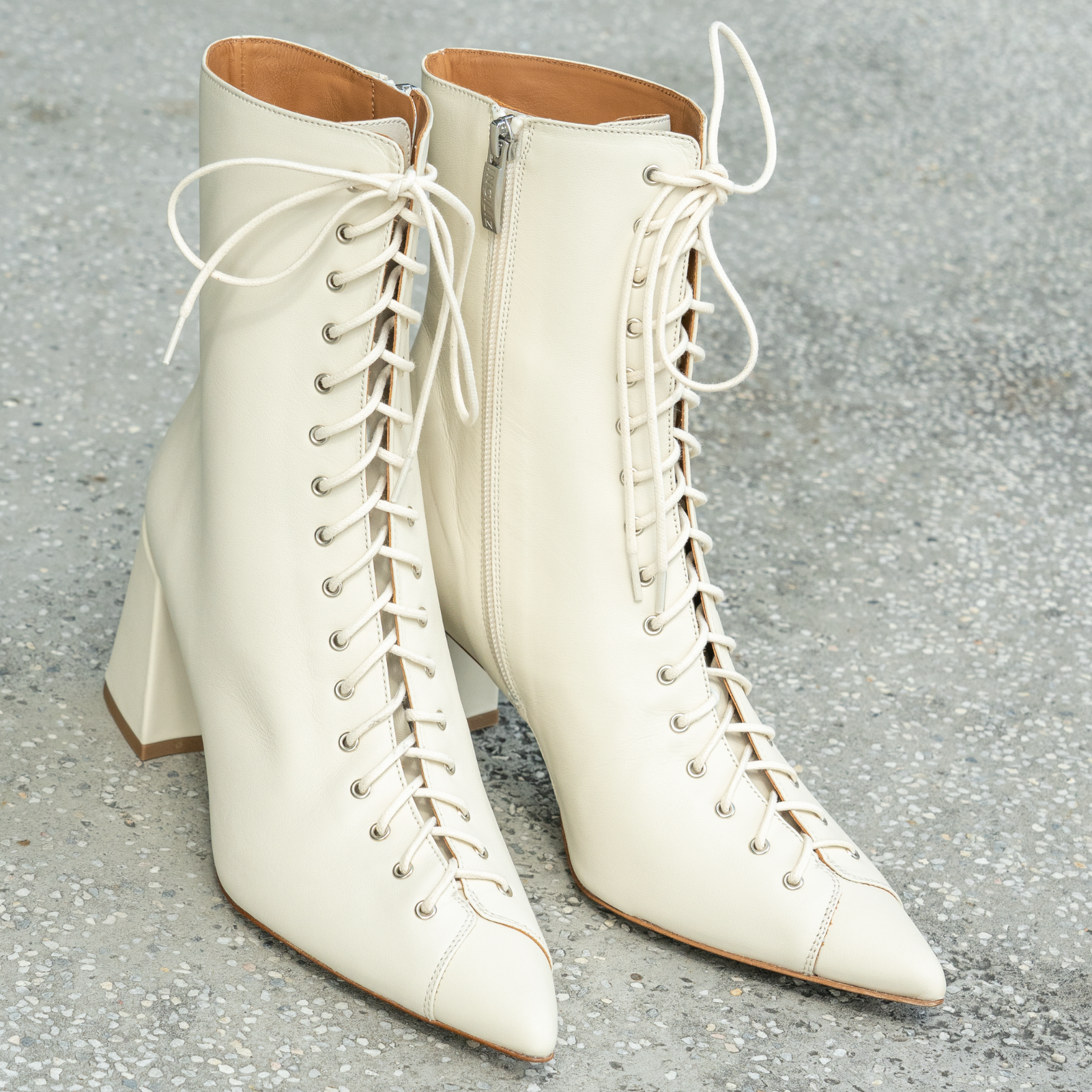 JOLIE 01 IVORY LEATHER ANKLE BOOTS