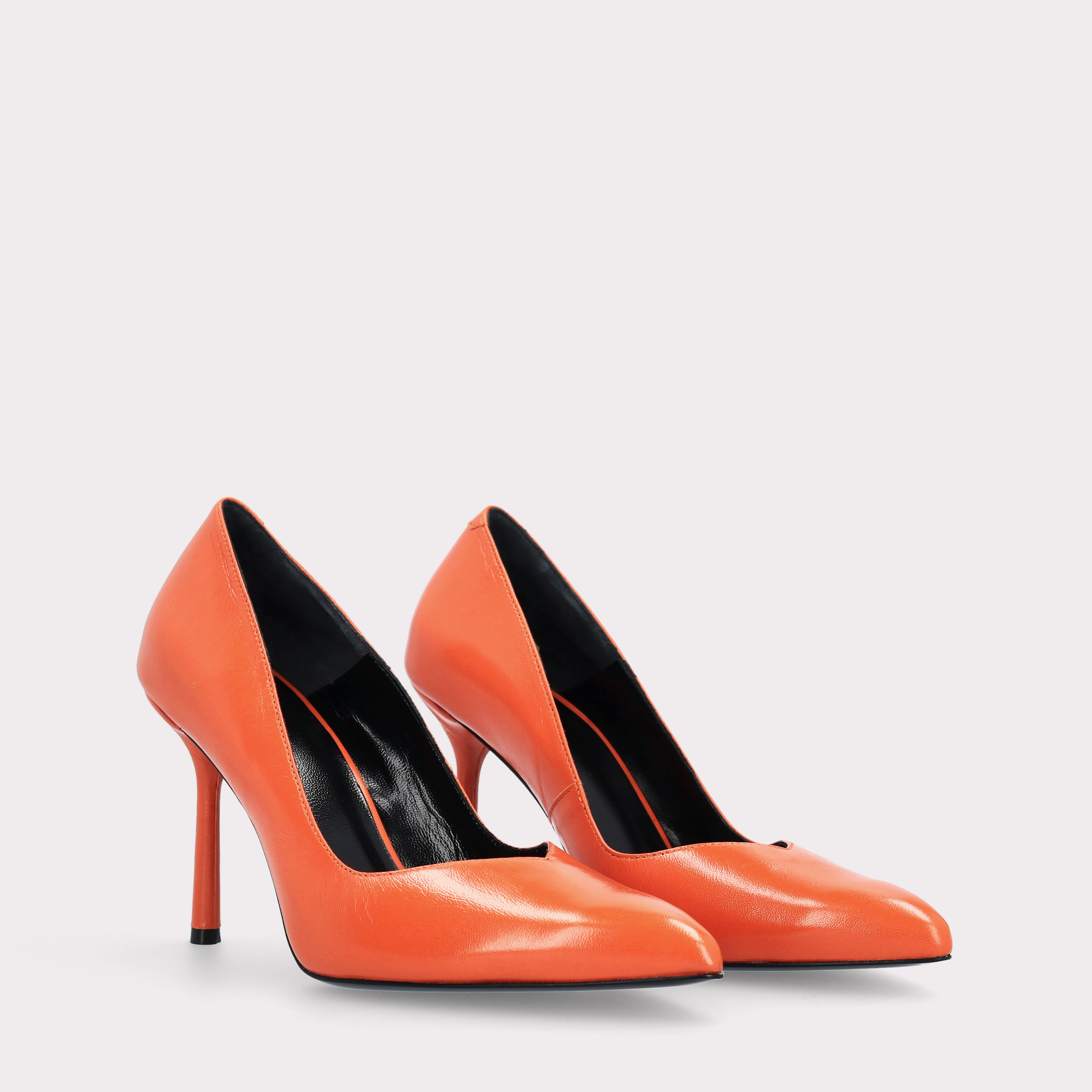 ABA DEC 08 ORANGE GLOSS LEATHER PUMPS