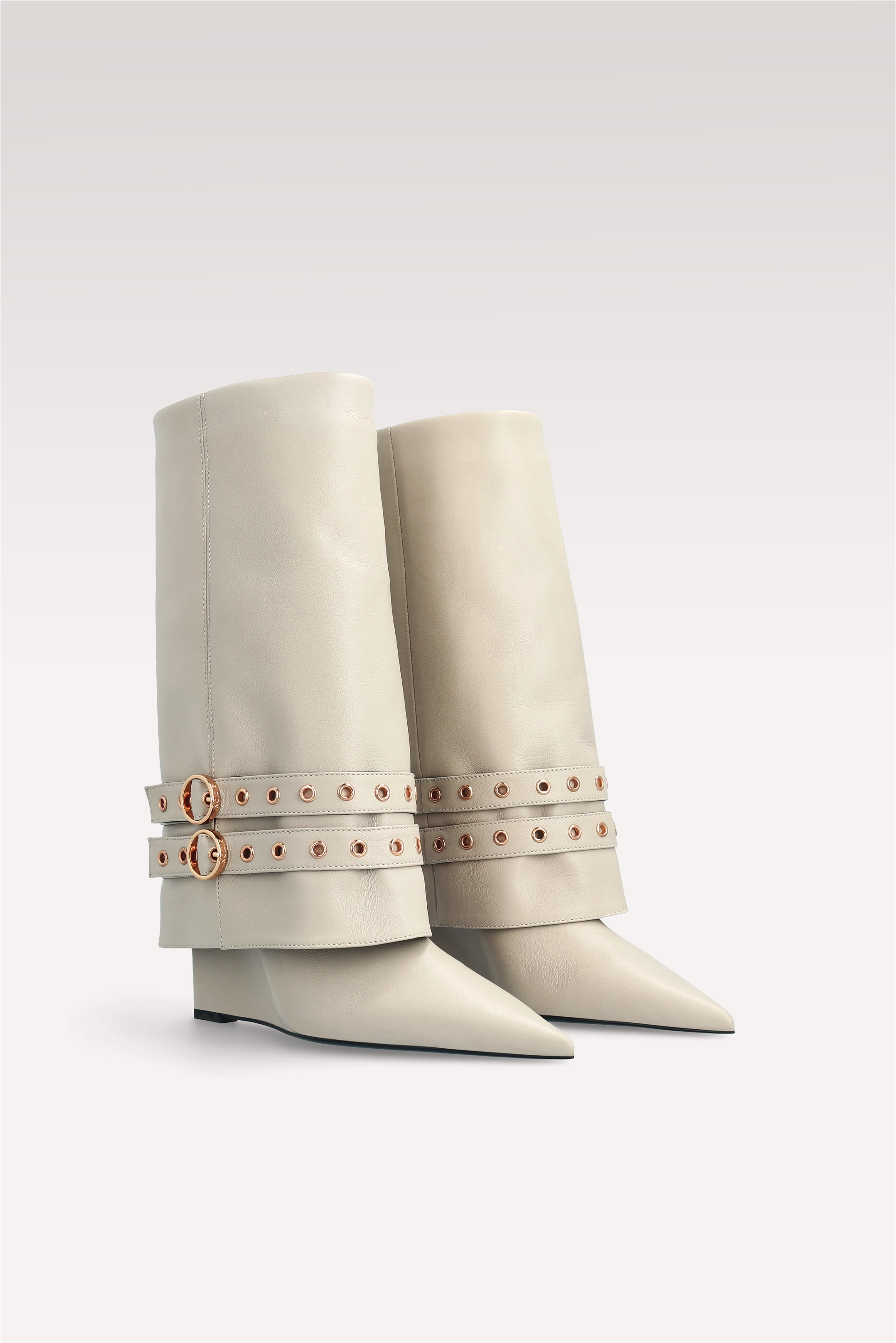 ZEUDI 04 BEIGE SMOOTH LEATHER EDGE HEEL BOOTS