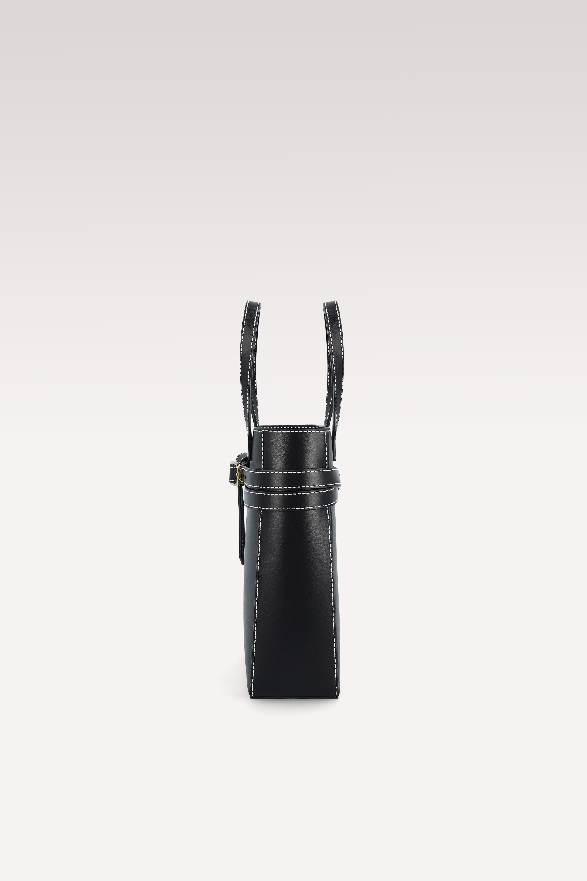 MERYL PUMPS AND CARRIE BLACK LEATHER CROSSBODY BAG WITH WHITE STITCHING