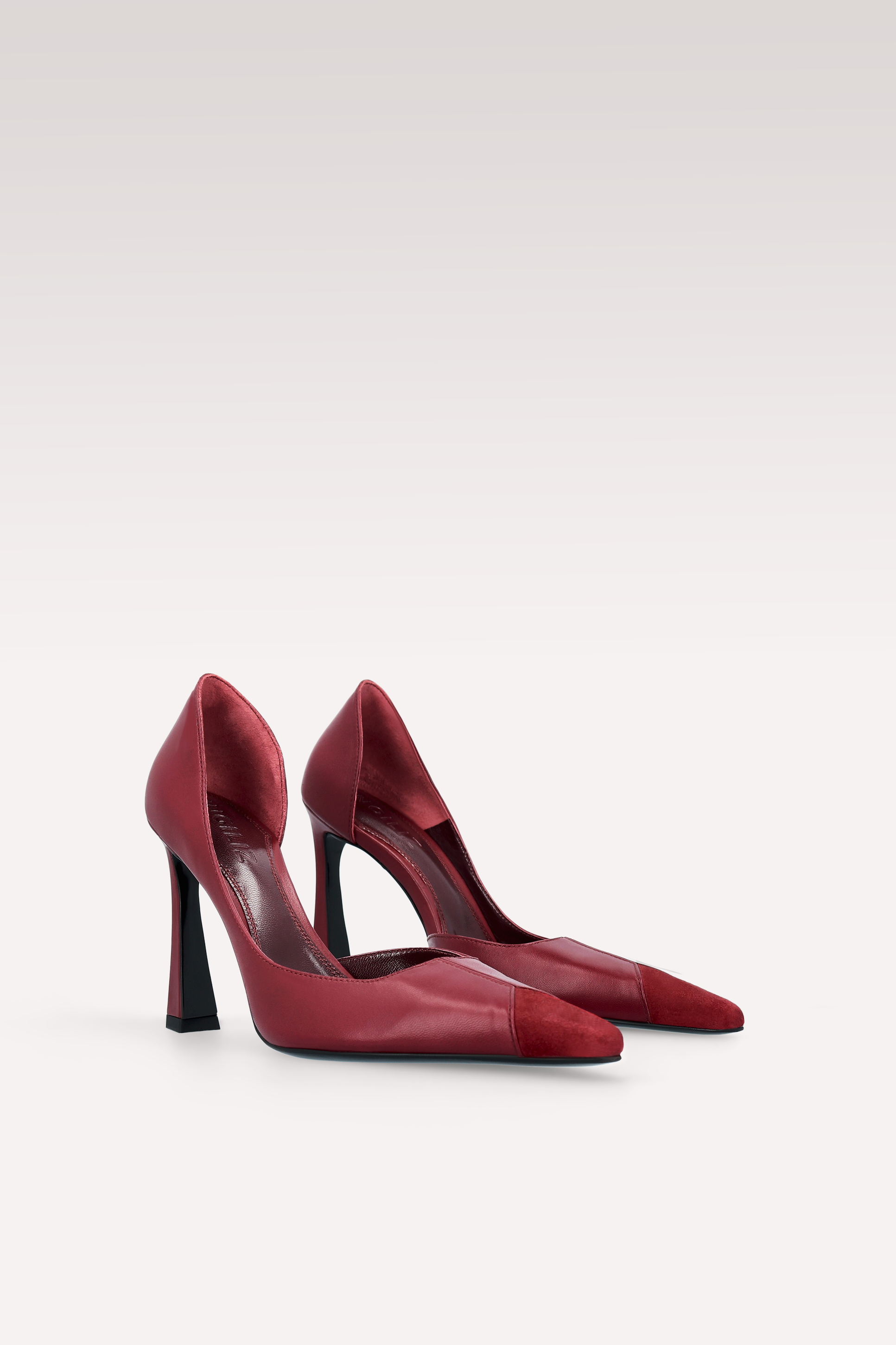 VESPER BORDEAUX LEATHER PUMPS AND DALIA CHERRY COCCO EMBOSSED LEATHER SHOULDER BAG