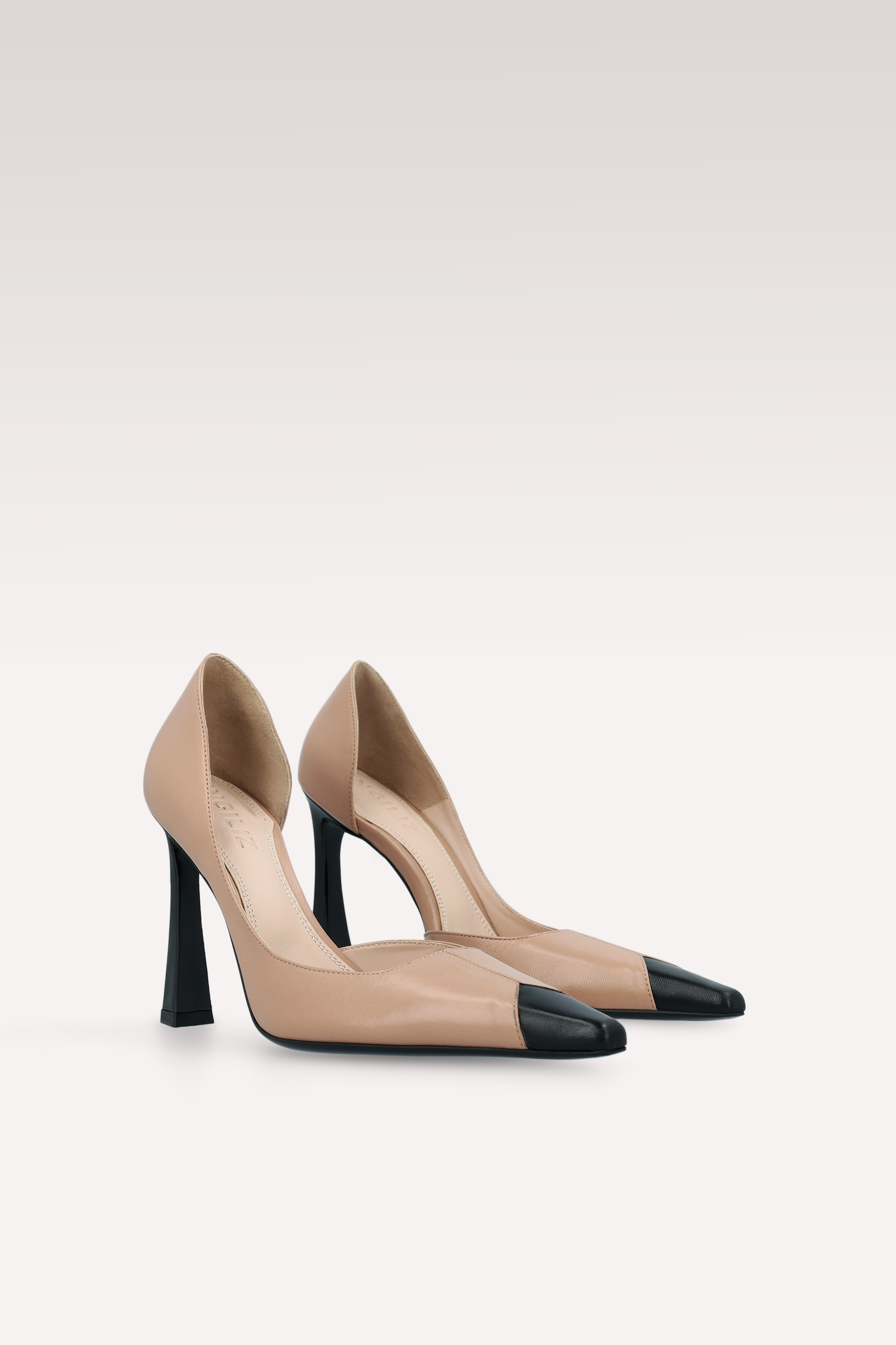 VESPER MOCHA MOUSSE AND BLACK LEATHER PUMPS AND DALIA BLACK SEMI PATENT LEATHER SHOULDER BAG