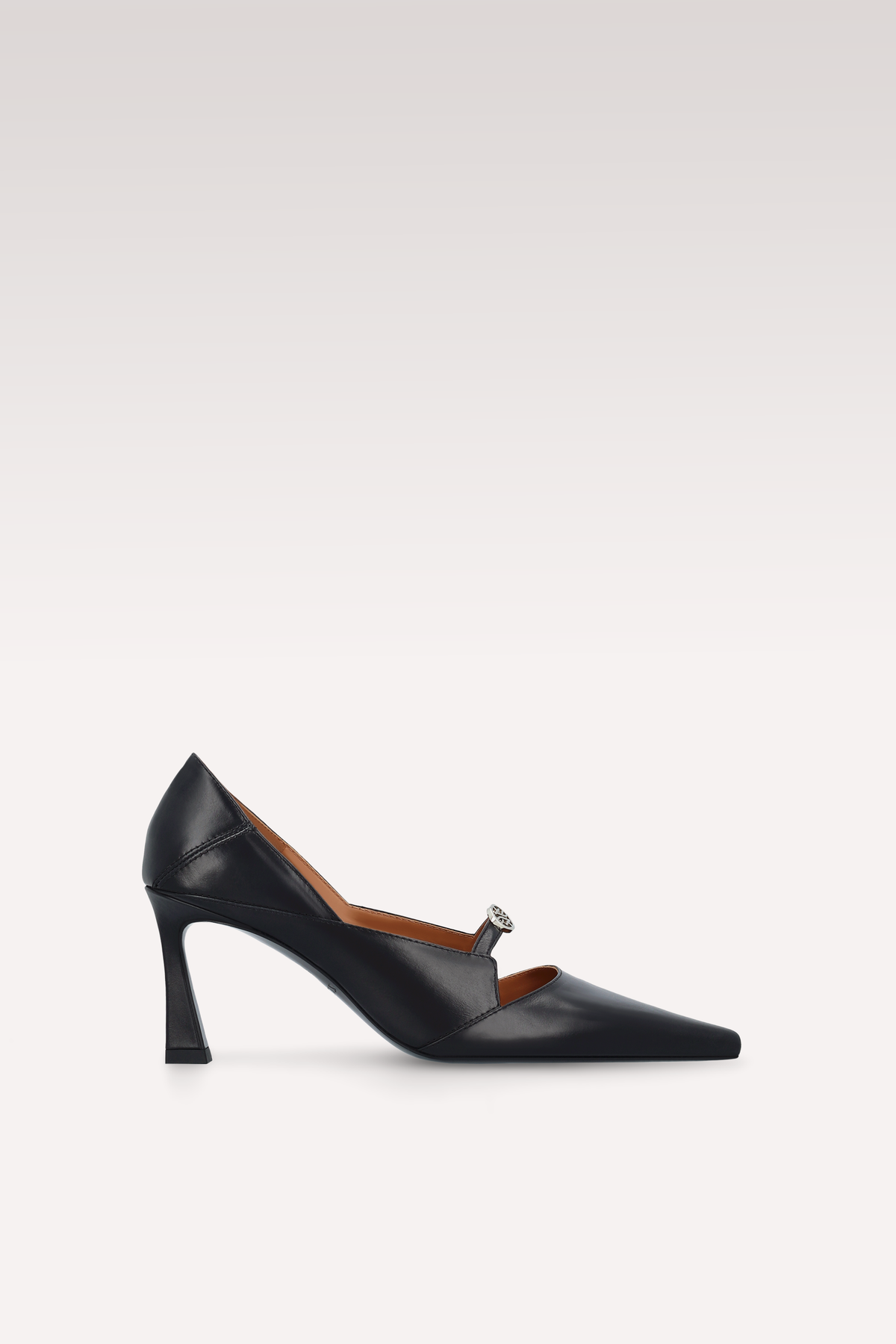 AURA BLACK LEATHER PUMPS
