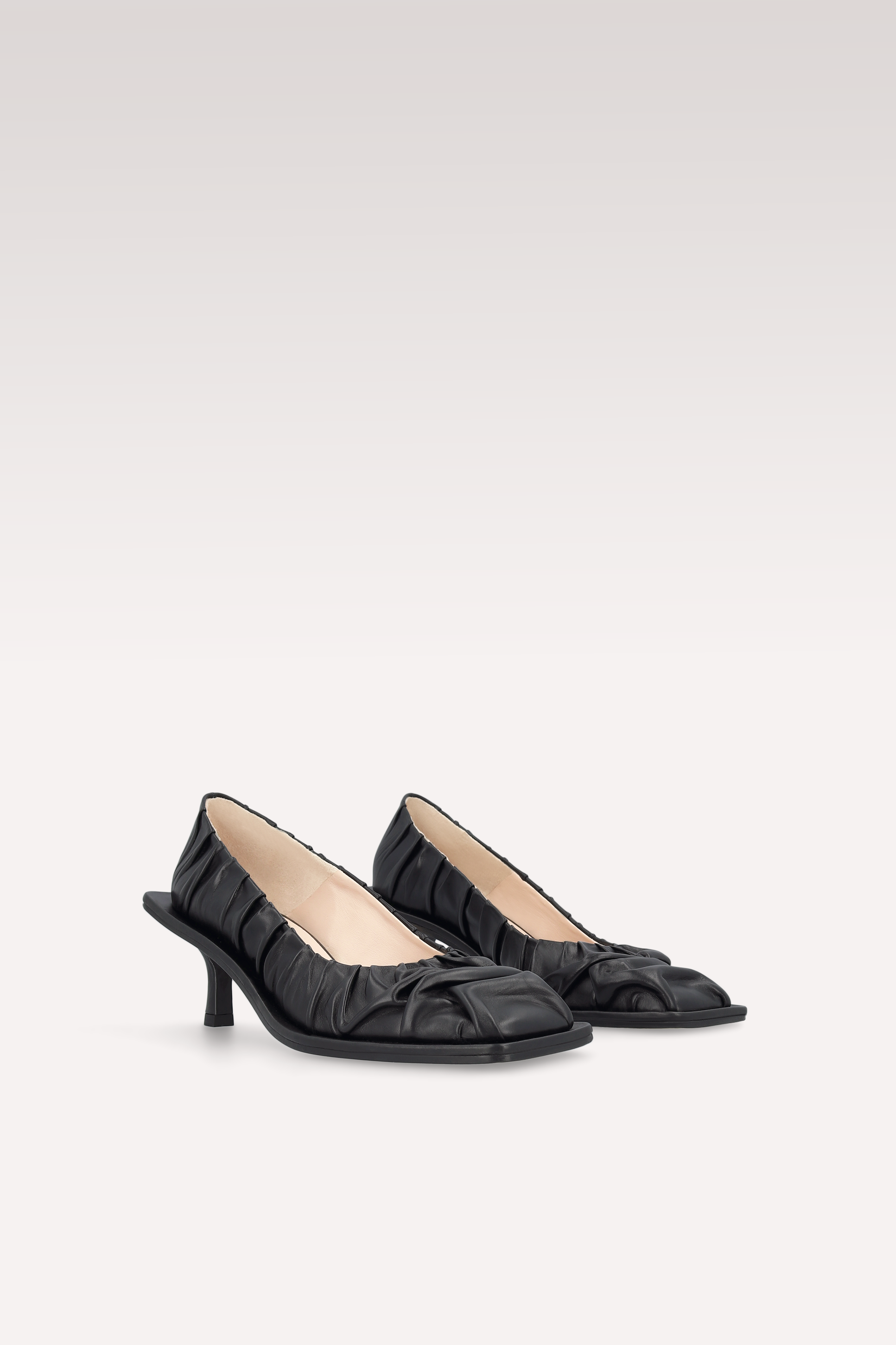 NI BLACK SOFT NAPPA LEATHER PUMPS