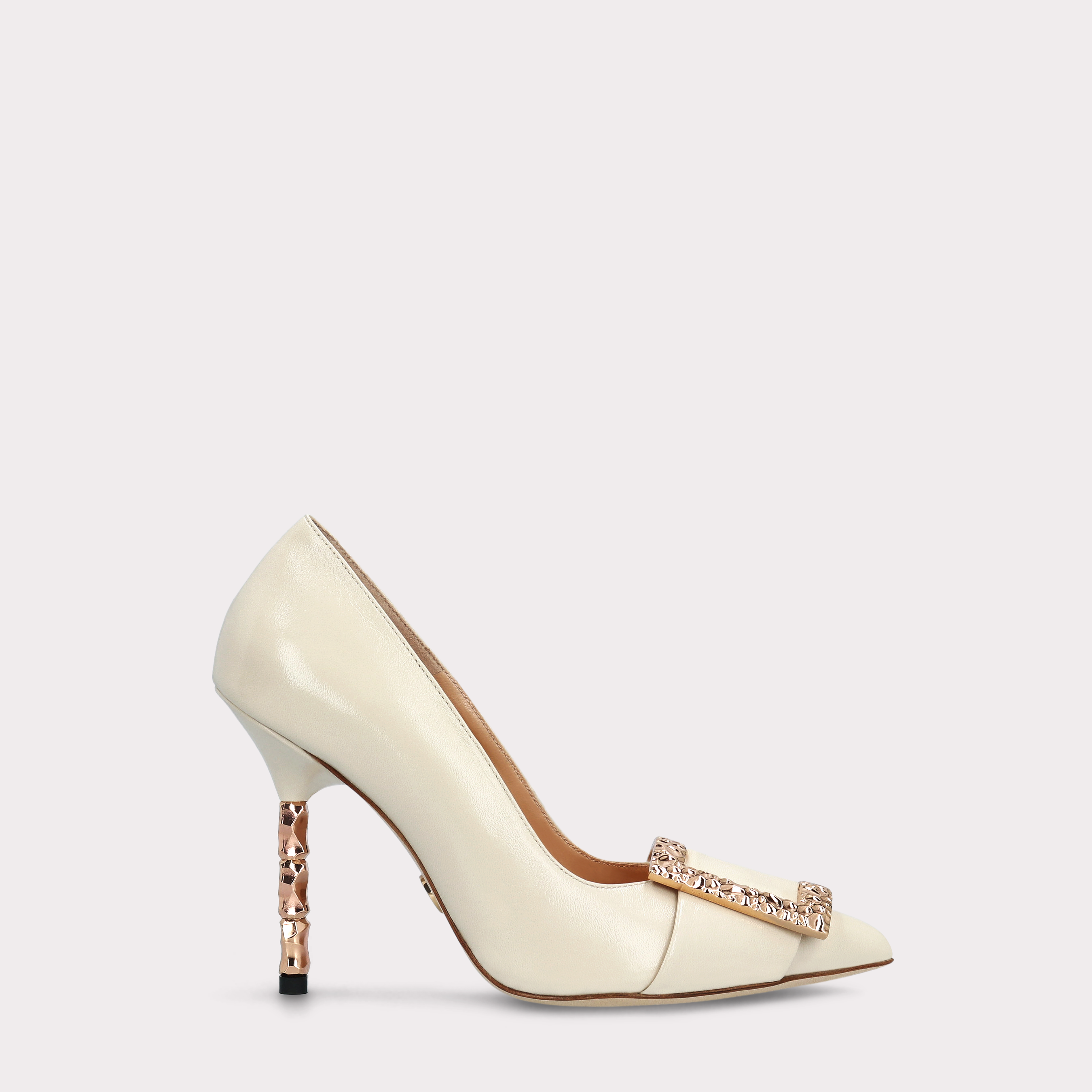 ASTRID DEC ACC 02 IVORY GLOSS LEATHER PUMPS