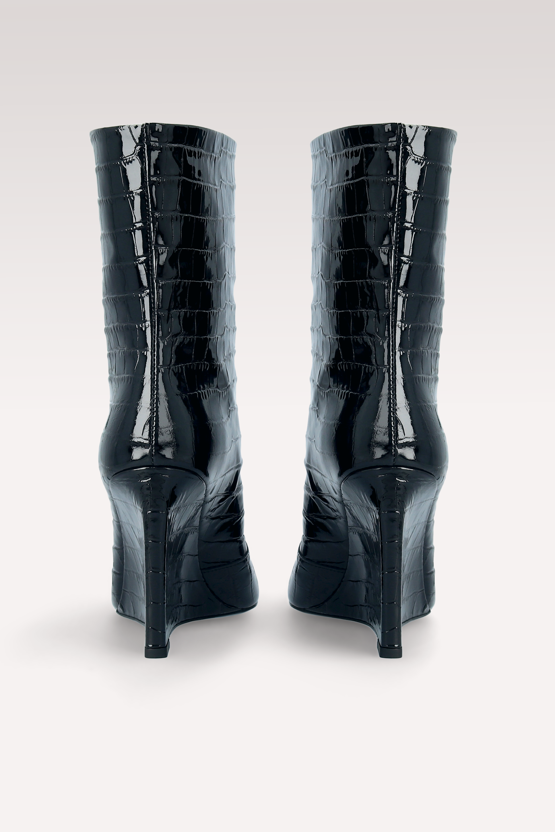 ZEUDI 01 BLACK PATENT CROCO EMBOSSED LEATHER EDGE HEEL ANKLE BOOTS