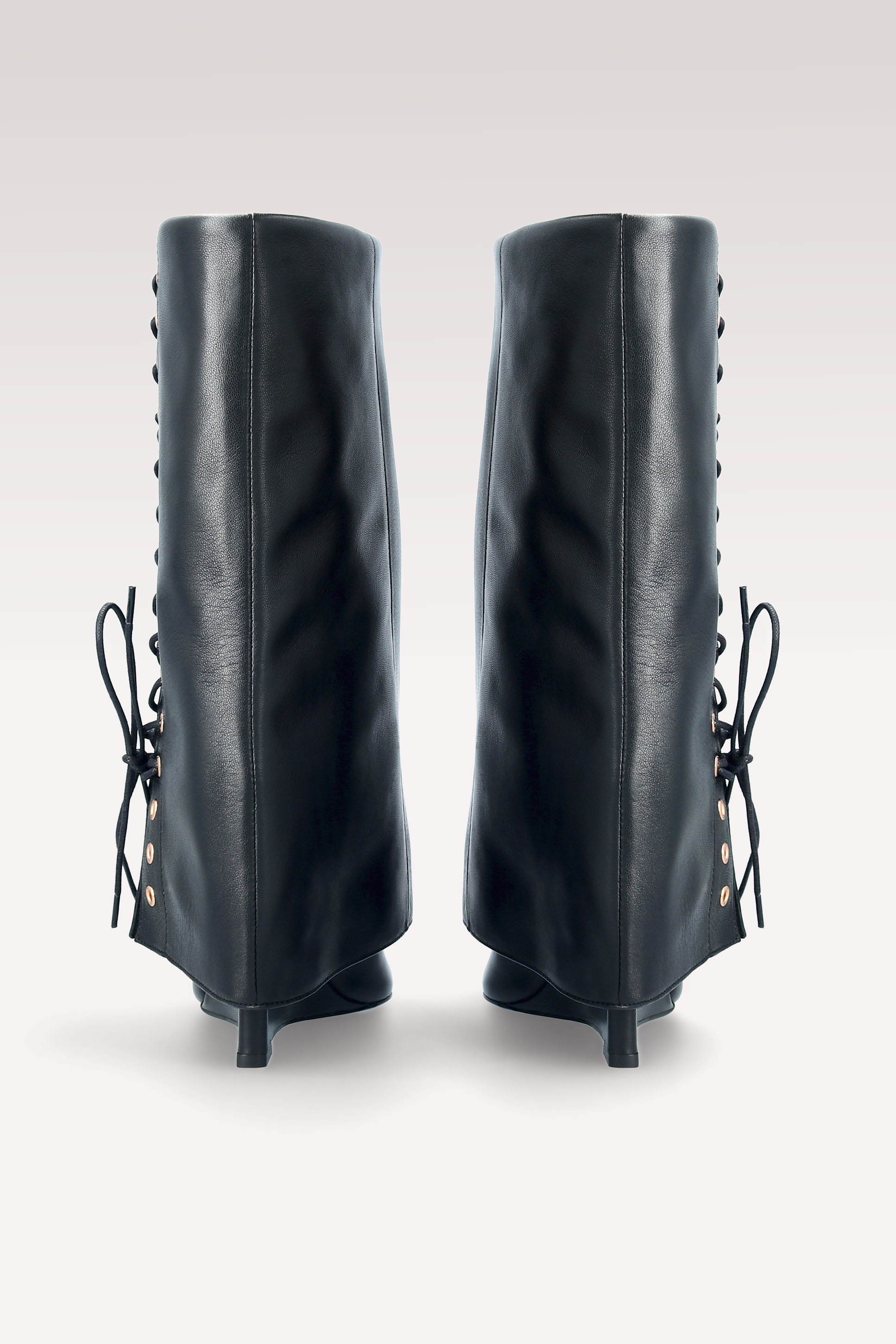 ZEUDI 03 BLACK SMOOTH LEATHER EDGE HEEL  BOOTS