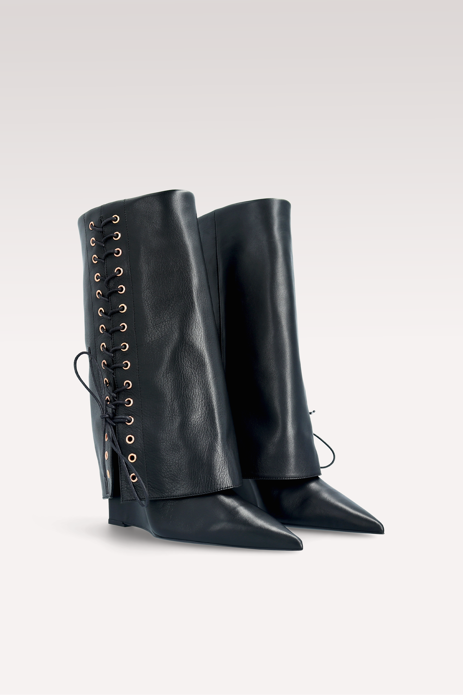 ZEUDI 03 BLACK SMOOTH LEATHER EDGE HEEL  BOOTS