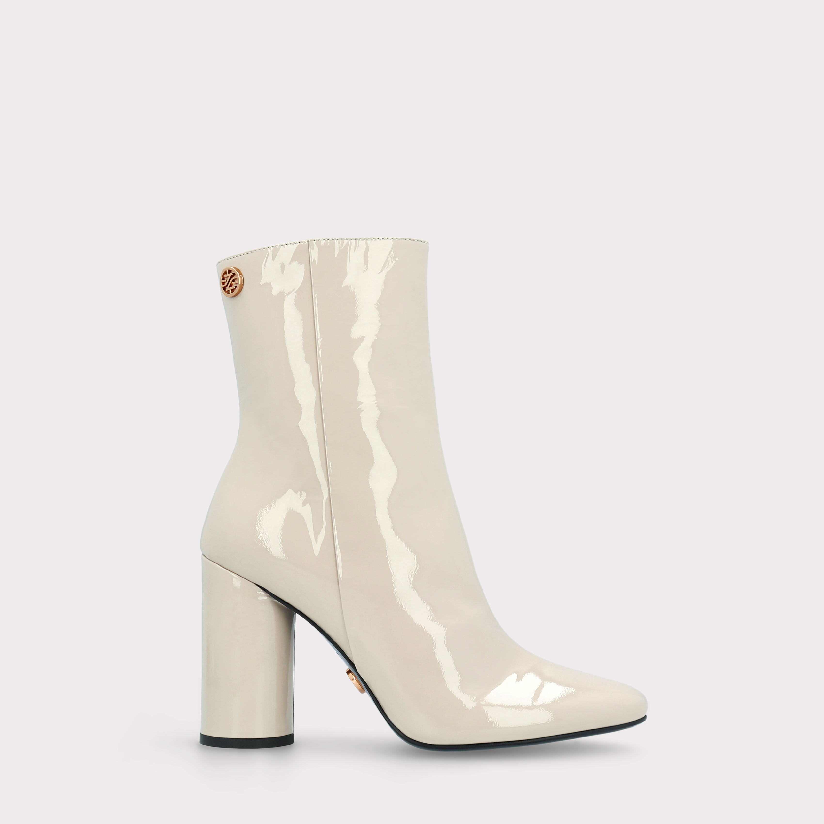 DAFNE 02 BEIGE PATENT LEATHER ANKLE BOOTS