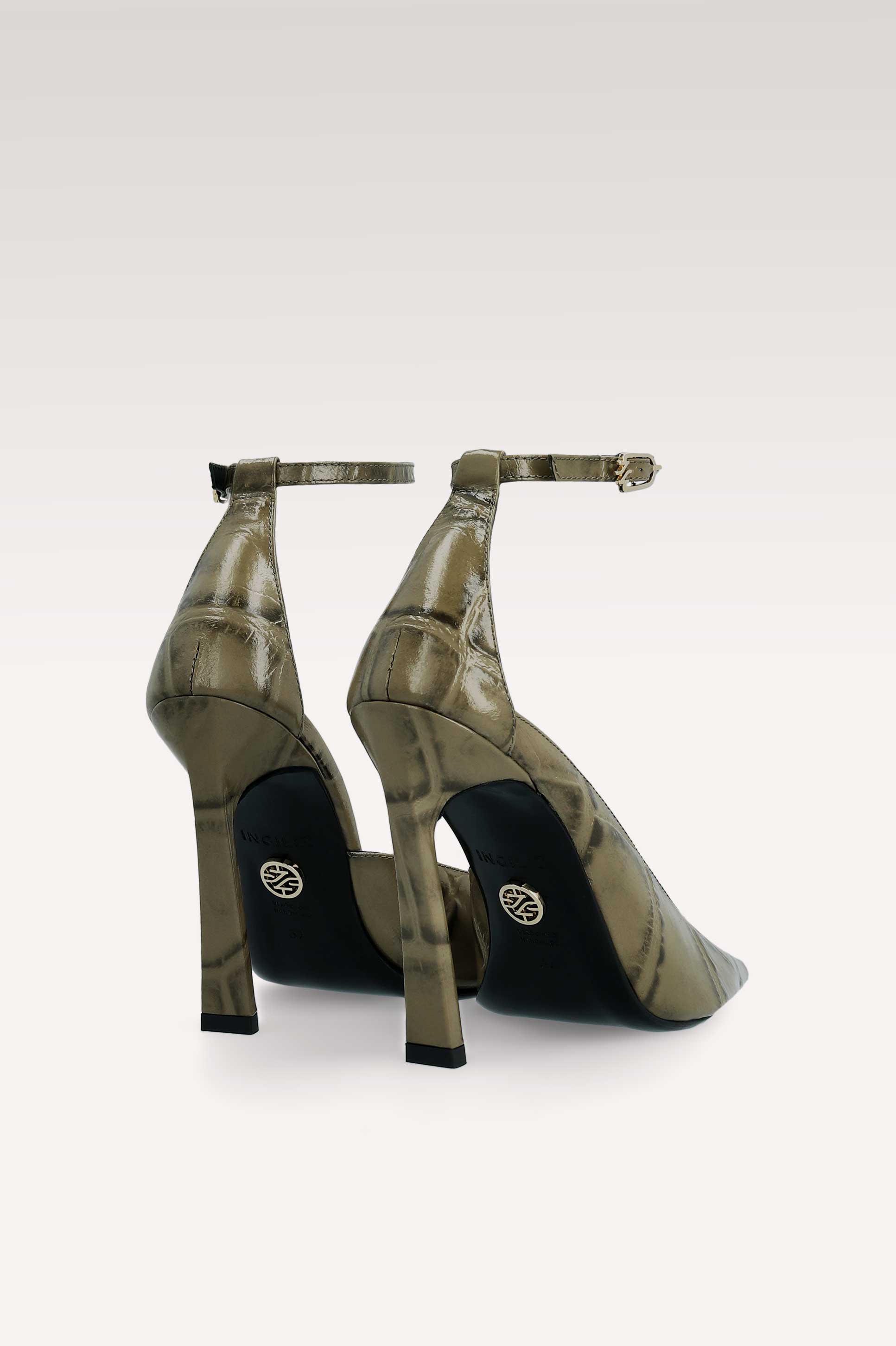 NORA OLIVIE COCCO EMBOSSED LEATHER PUMPS