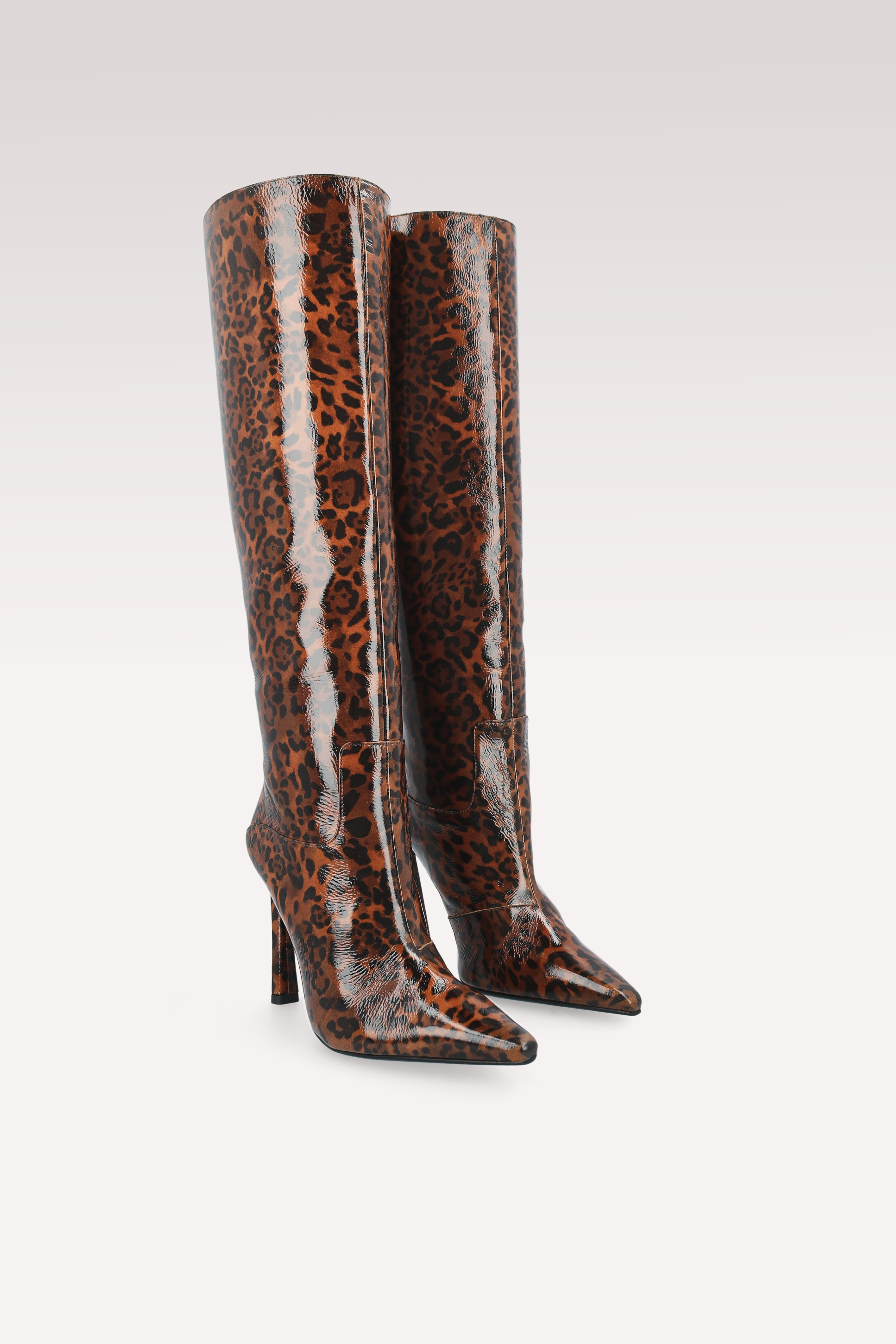 NATALIE BROWN LEOPARD PRINT LEATHER BOOTS AND KENNIE BELT