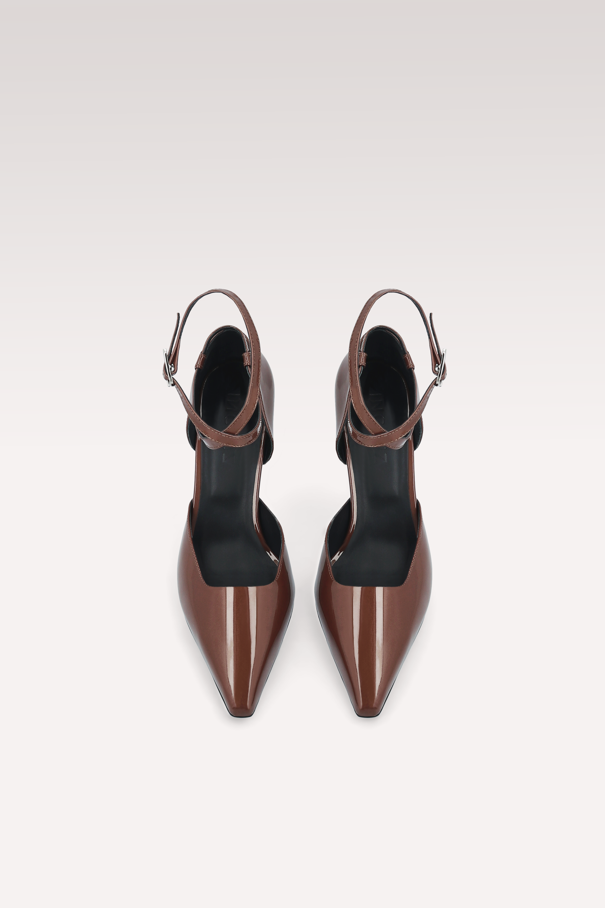 STAR BROWN PATENT LEATHER PUMPS