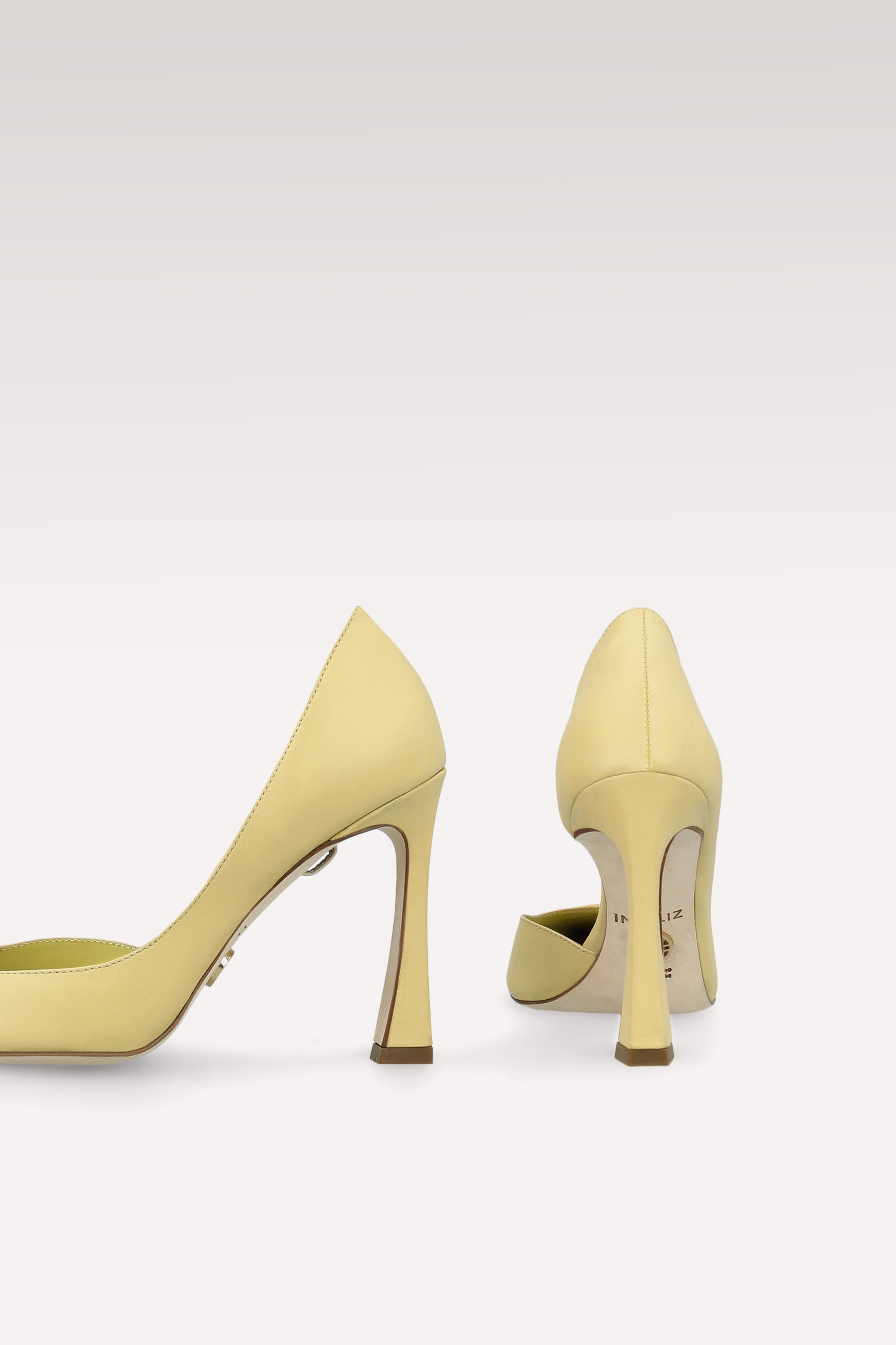 VESPER PASTEL YELLOW LEATHER PUMPS
