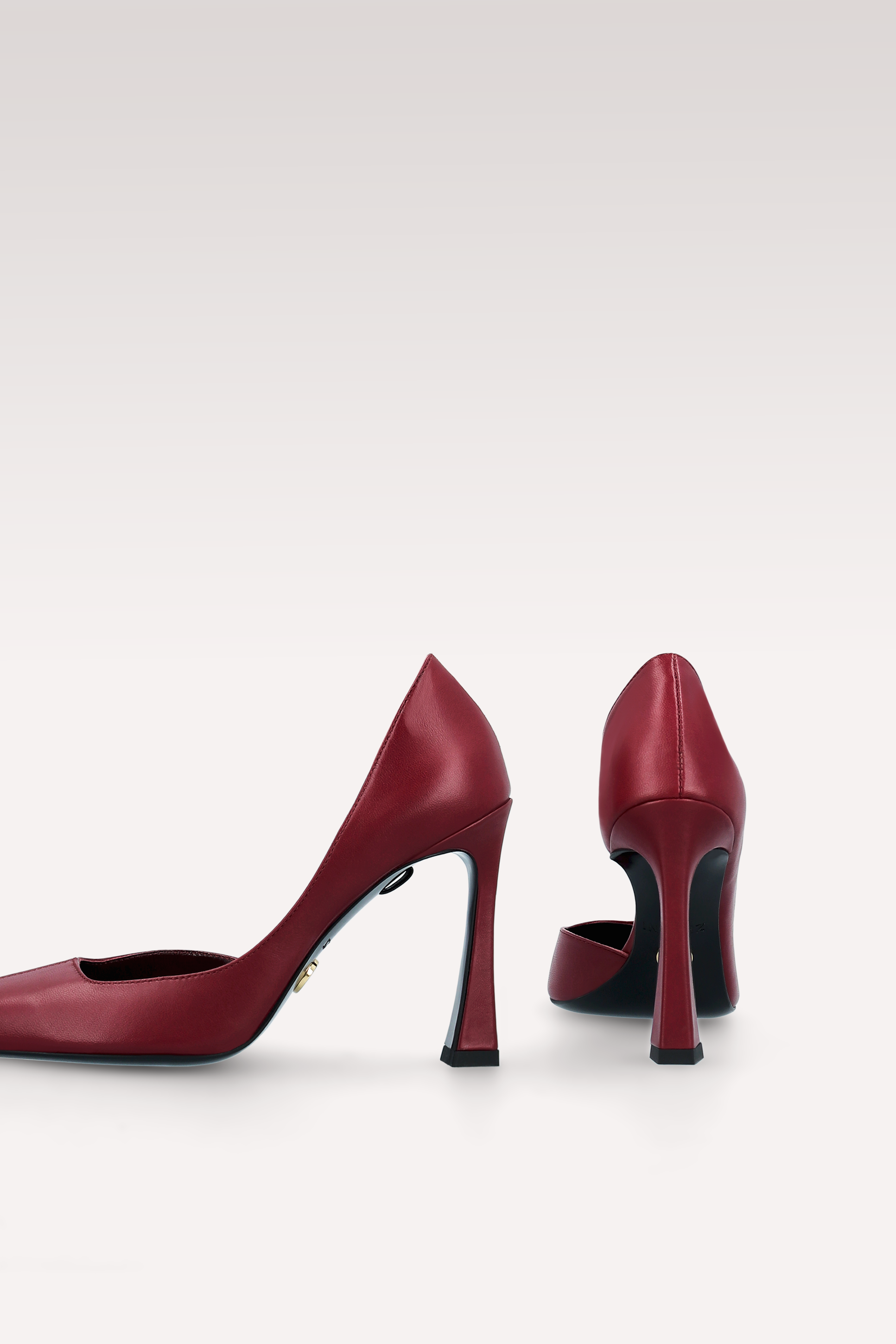 VESPER BORDEAUX LEATHER PUMPS AND DALIA CHERRY COCCO EMBOSSED LEATHER SHOULDER BAG