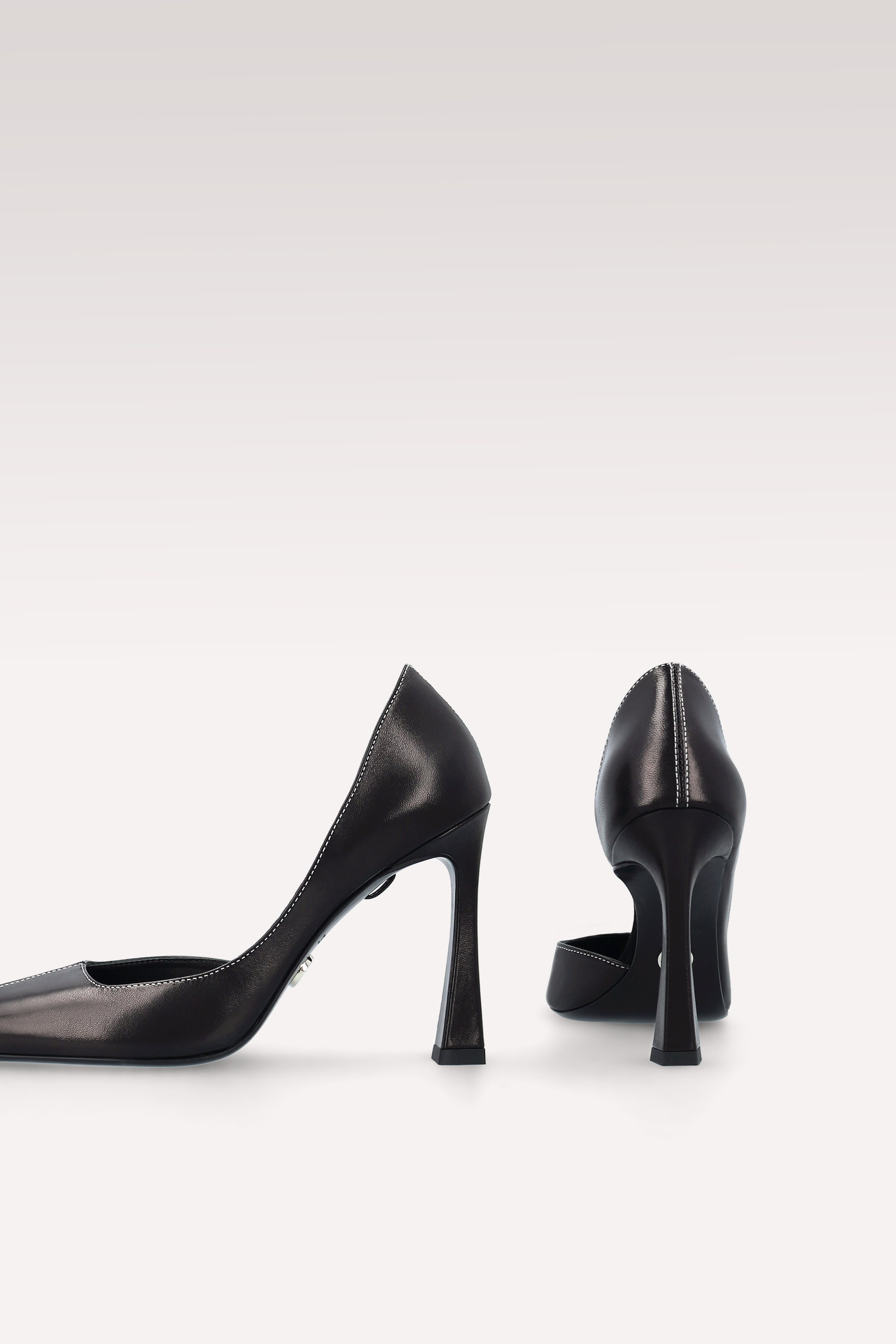 VESPER PUMPS AND CARRIE BLACK LEATHER CROSSBODY BAG WITH WHITE STITCHING
