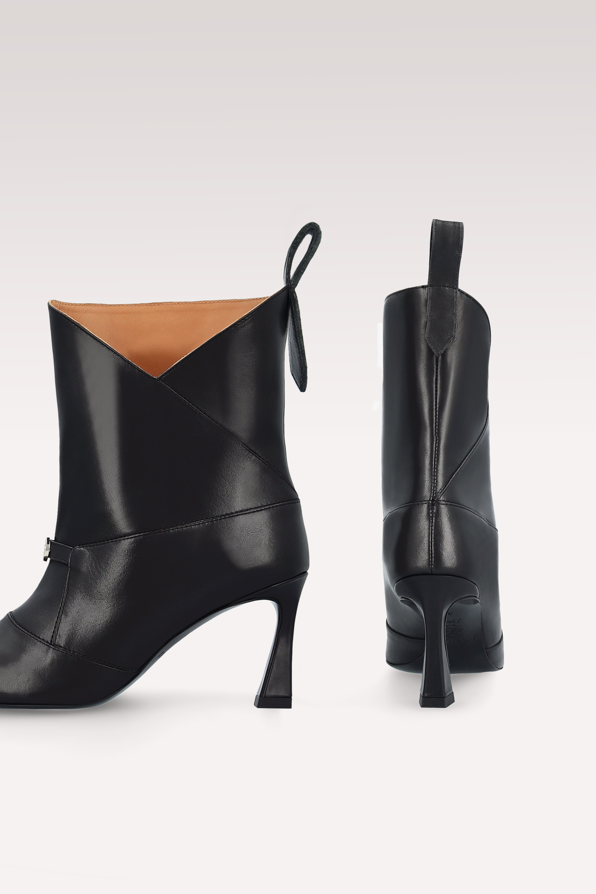 ELIN BLACK LEATHER ANKLE BOOTS