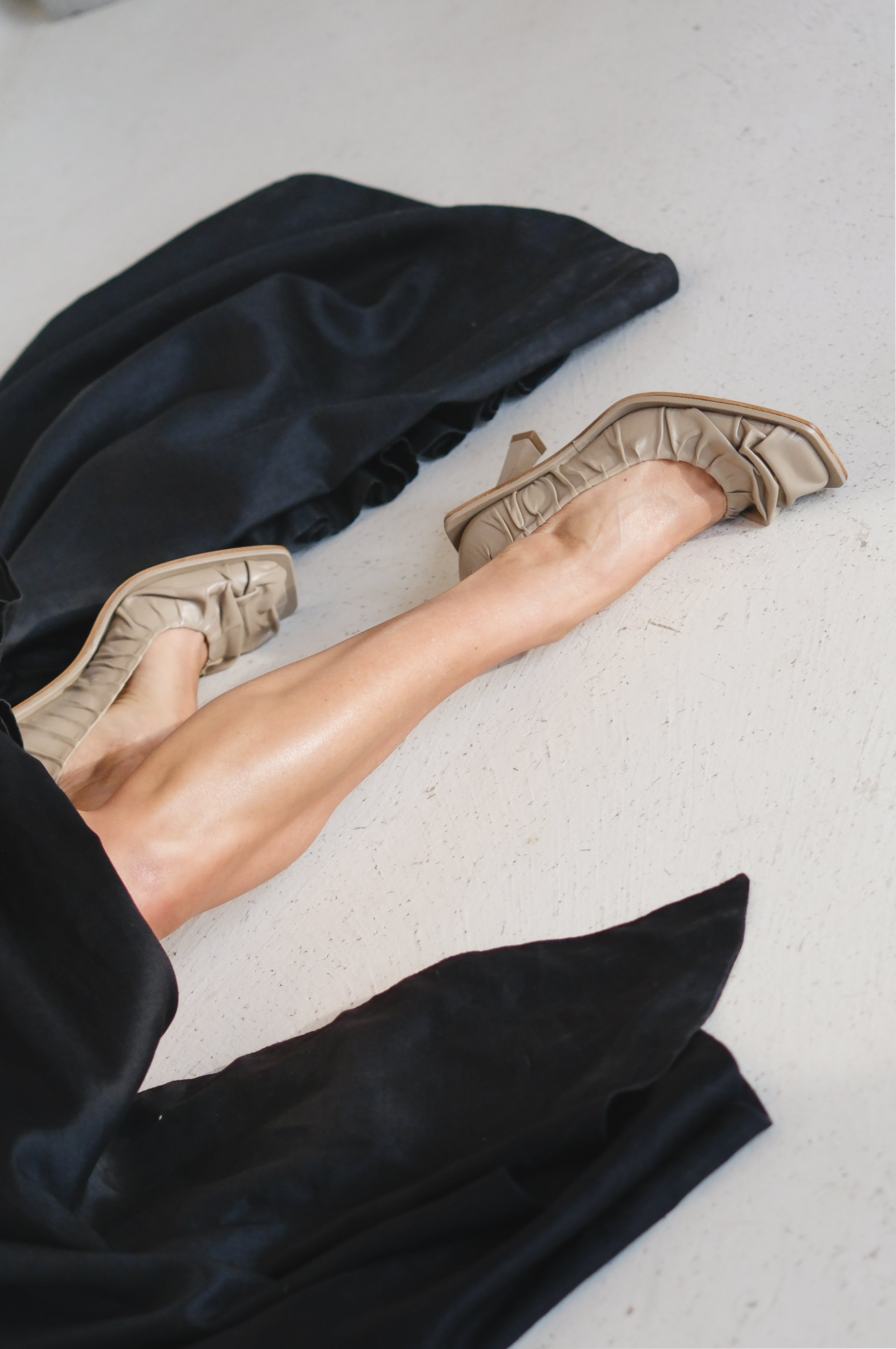 KA TAUPE SOFT NAPPA LEATHER PUMPS