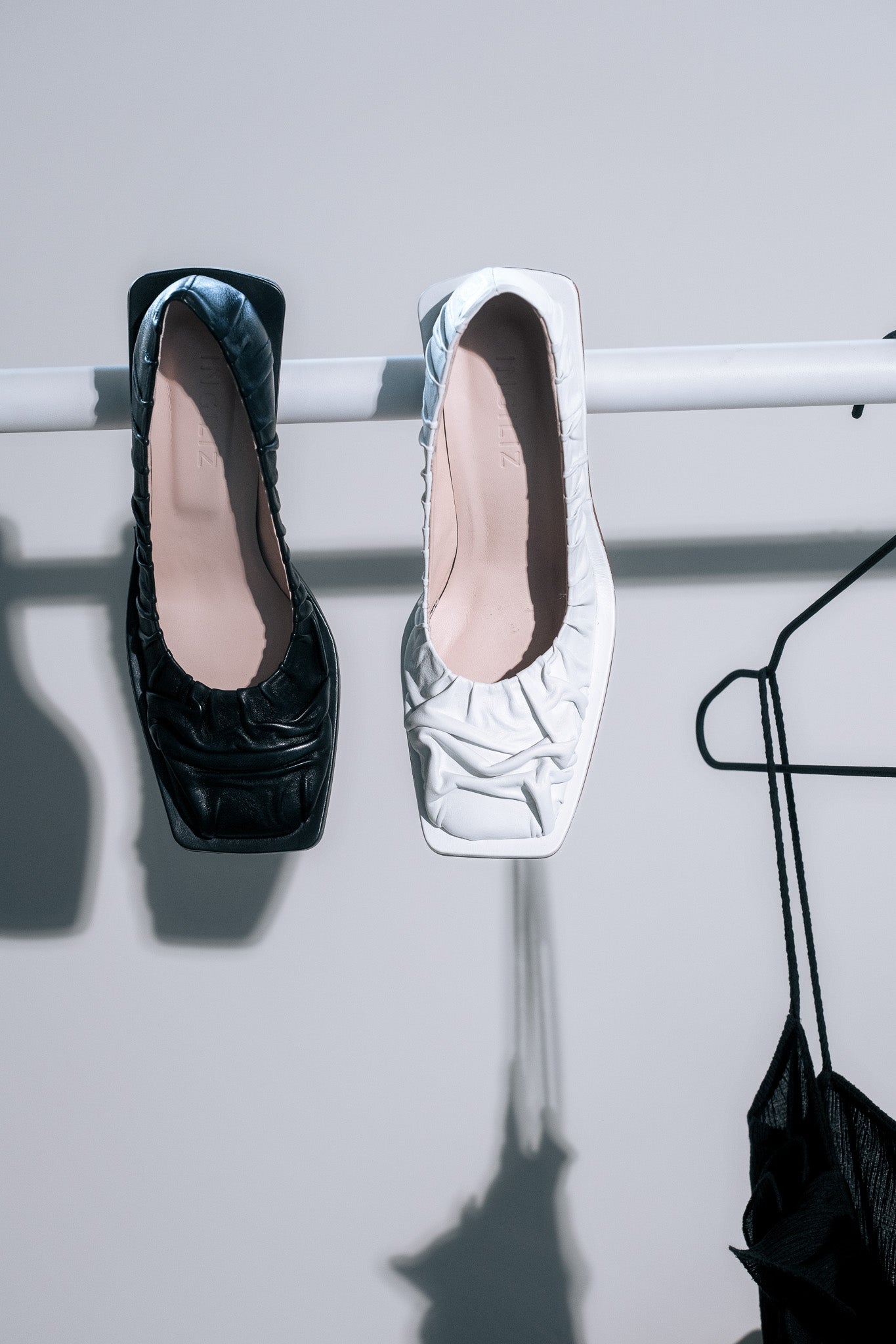 KA BLACK SOFT NAPPA LEATHER PUMPS