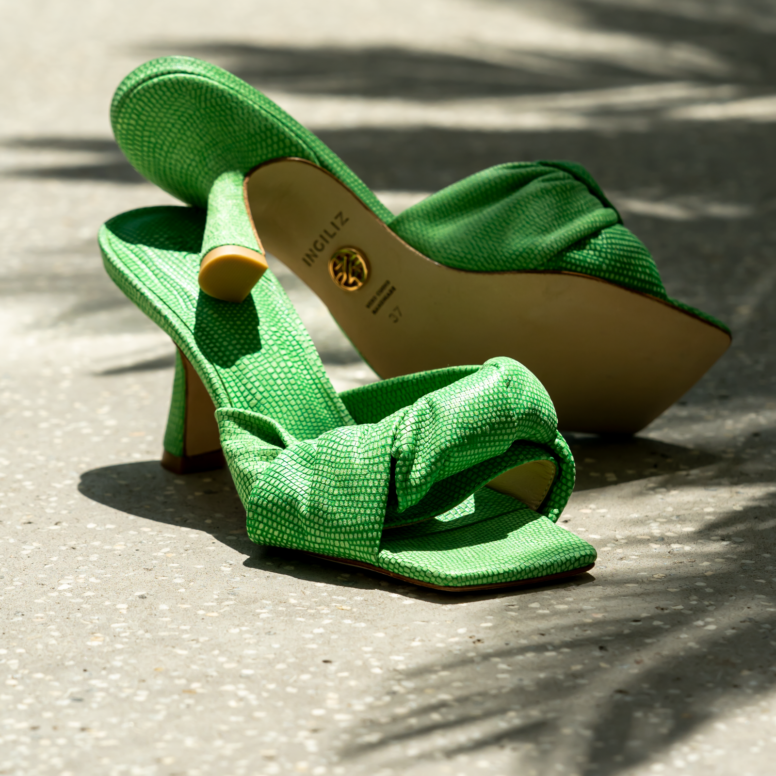 NIA GREEN LIZZARD EMBOSSED SUEDE LEATHER MULES