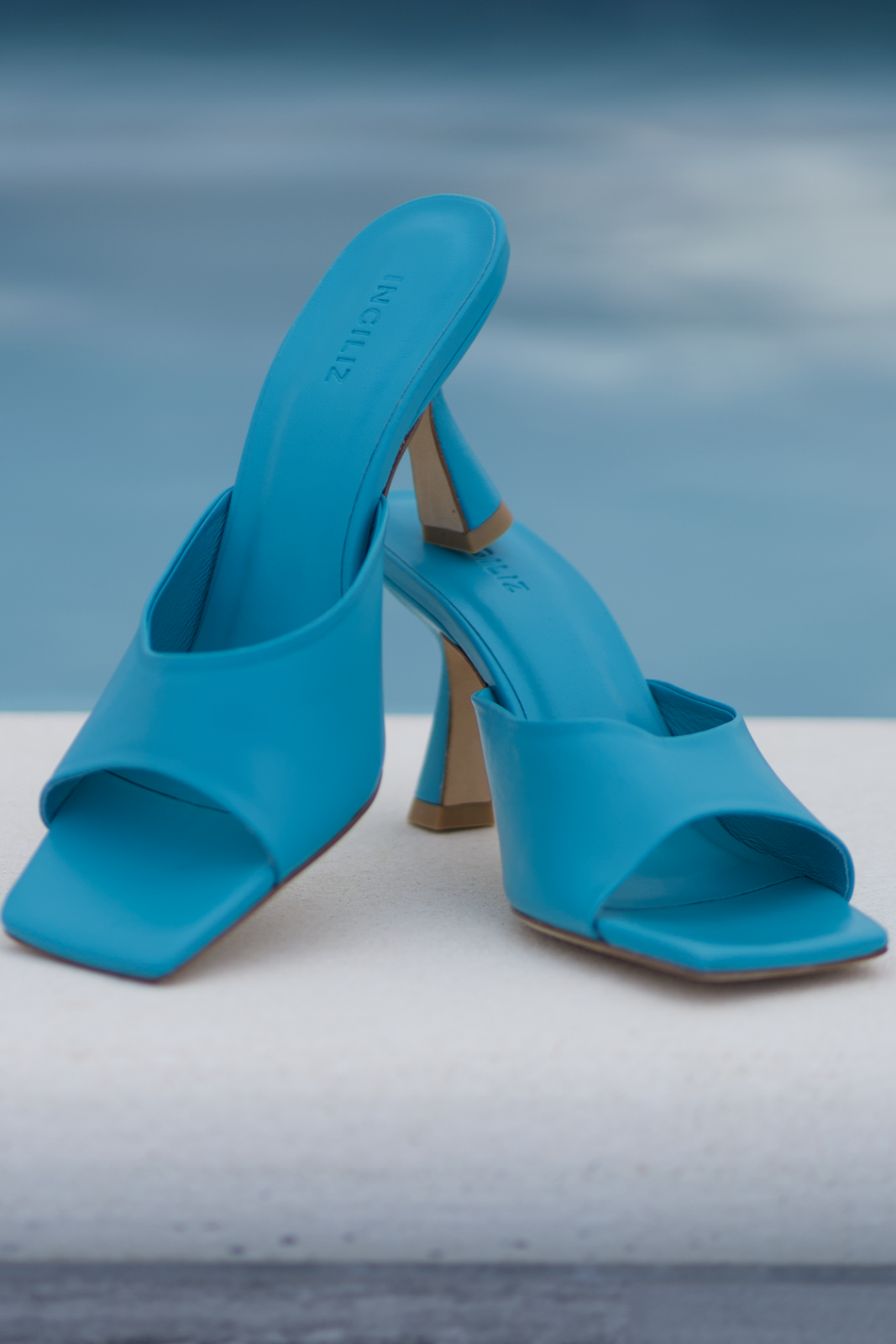 RENY SCUBA BLUE SMOOTH LEATHER MULES